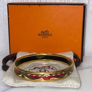 Hermes Enamel Bangle Bracelet!